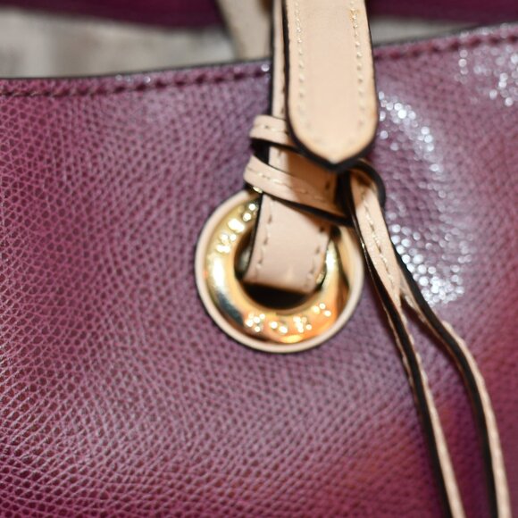 Pre-Owned Michael Kors Pebbled Leather Tote – Burgundy – Gold MK Charm – Adjusta - Picture 2 of 7